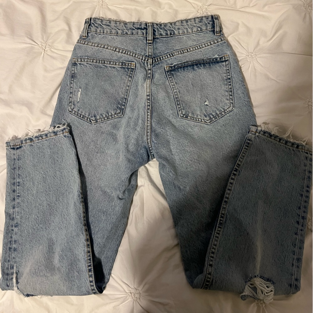 Zara Ripped Mom Jeans - Picture 5 of 8